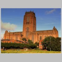 Liverpool Cathedral, photo by calflier001 on Wikipedia.jpg